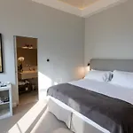 Domus 21 Luxury Suites